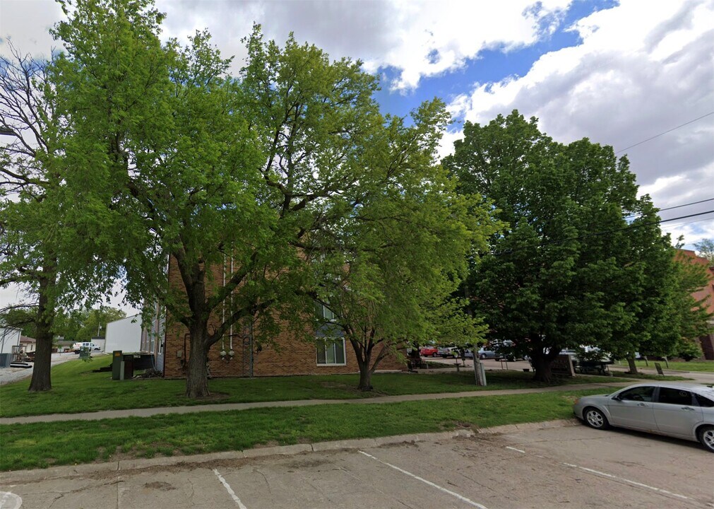 123 S 11th St in Geneva, NE - Building Photo