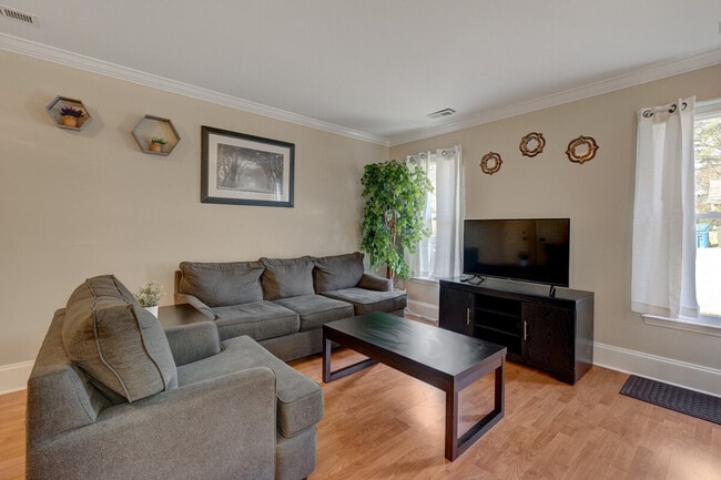 2225 Summit St in Durham, NC - Building Photo - Building Photo