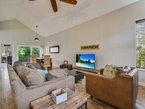 14809 Great Willow Dr in Austin, TX - Building Photo - Building Photo