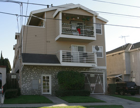 1212 Termino Ave in Long Beach, CA - Foto de edificio - Building Photo