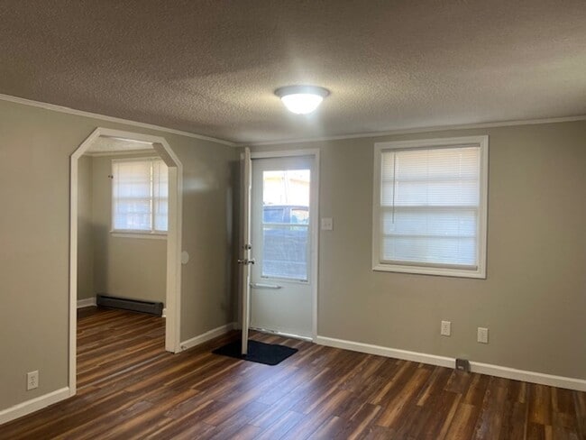 209 Johnson St in Fayetteville, NC - Building Photo - Building Photo
