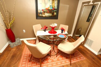 The Point at Beaufont in Richmond, VA - Foto de edificio - Interior Photo