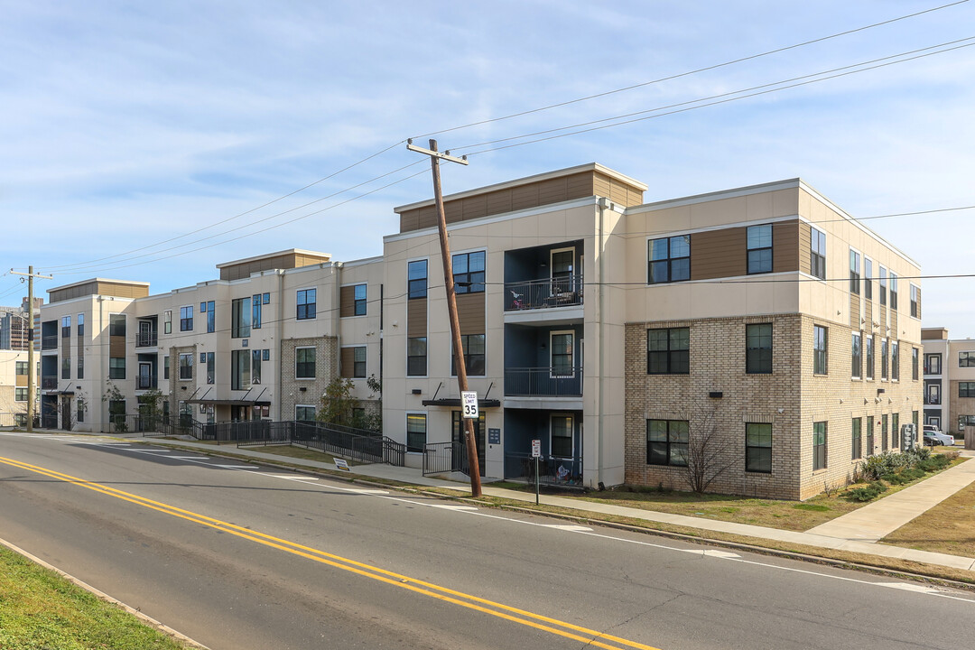 961 Caddo St in Shreveport, LA - Building Photo