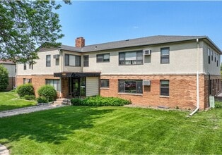 California Drive in St. Paul, MN - Foto de edificio - Building Photo