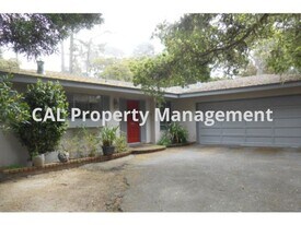 1043 Ortega Rd in Pebble Beach, CA - Building Photo