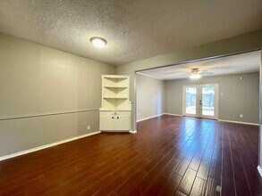 15826 El Estado Dr in Dallas, TX - Building Photo - Building Photo