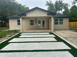 12909 Forest Hills Dr in Tampa, FL - Building Photo - Building Photo