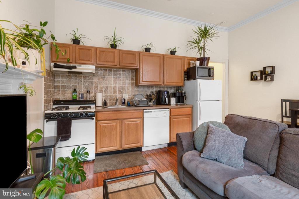 314 S 12th St in Philadelphia, PA - Building Photo