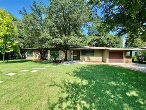 6202 Wynona Ave in Austin, TX - Building Photo - Building Photo