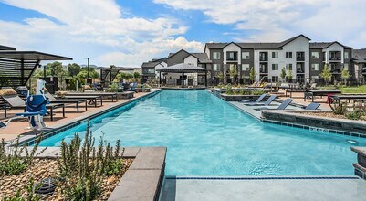 Verla Table Mesa in Golden, CO - Foto de edificio - Building Photo