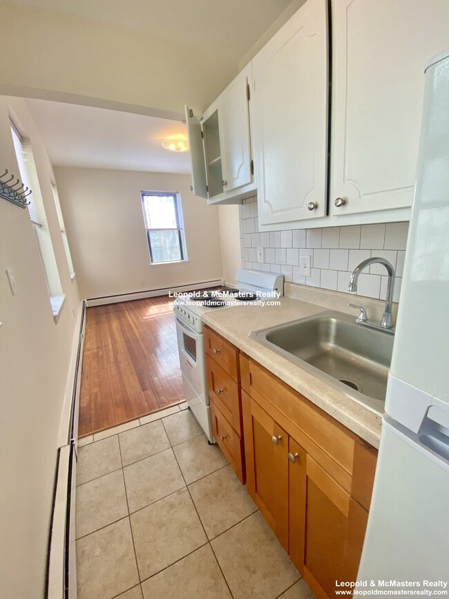 64 Brighton Ave in Boston, MA - Building Photo - Building Photo