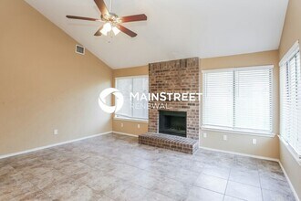 4031 Rocky Ledge Dr in Balch Springs, TX - Building Photo - Building Photo