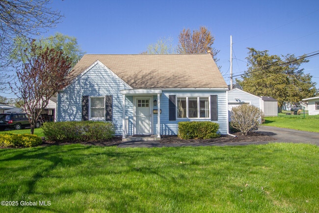 7 David Rd in Latham, NY - Building Photo - Building Photo
