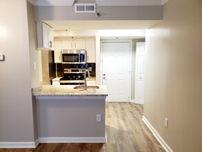 795 Hammond Dr in Atlanta, GA - Building Photo - Building Photo