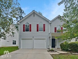 2892 Two Lakes Cir in College Park, GA - Building Photo