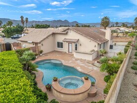 44030 Mariposa Ct in La Quinta, CA - Building Photo