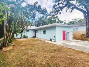 1736 23rd Ave N in St. Petersburg, FL - Building Photo - Building Photo