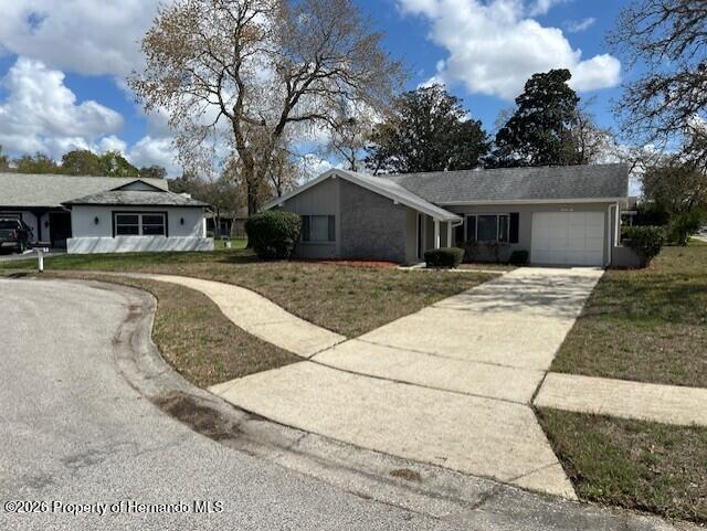 13102 Pembrook Ct in Hudson, FL - Building Photo - Building Photo