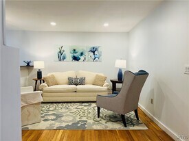 22 State St in Skaneateles, NY - Building Photo