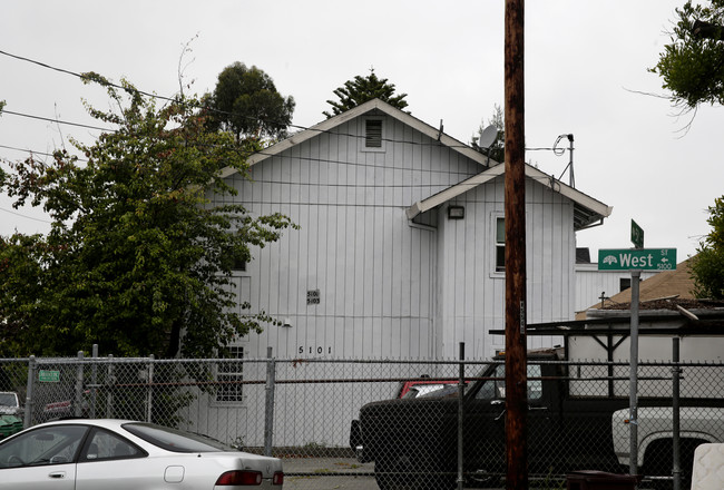 5103 West St in Emeryville, CA - Foto de edificio - Building Photo