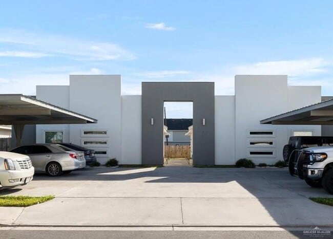 property at 13 West Dr