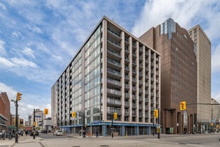 The Vantage in Ottawa, ON - Building Photo