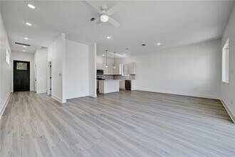 2305 Century Tree Cv in Austin, TX - Building Photo - Building Photo