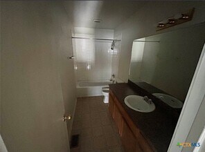 1010 Lansberry Ct in Killeen, TX - Building Photo - Building Photo