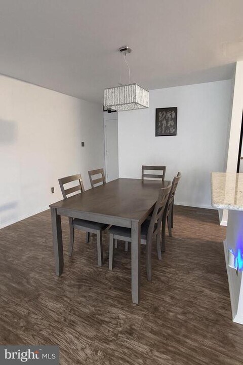 407 Harrier Row in Evesham, NJ - Building Photo