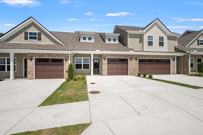 967 Horse Mountain Rd in Shelbyville, TN - Building Photo - Building Photo