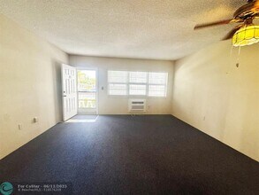 2001 S Ocean Dr in Hallandale Beach, FL - Building Photo - Building Photo