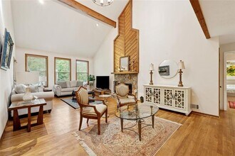 3655 Winters Hill Dr in Atlanta, GA - Building Photo - Building Photo