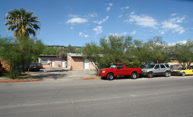 1145-1153 E 9th St in Tucson, AZ - Building Photo - Building Photo