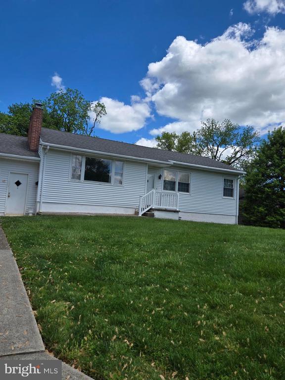 417 Greene St in Newtown, PA - Building Photo - Building Photo