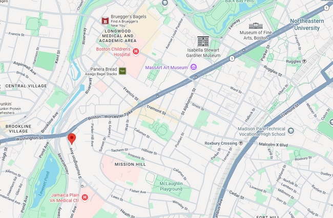 28 S Huntington Ave, Unit 203 in Boston, MA - Building Photo - Building Photo