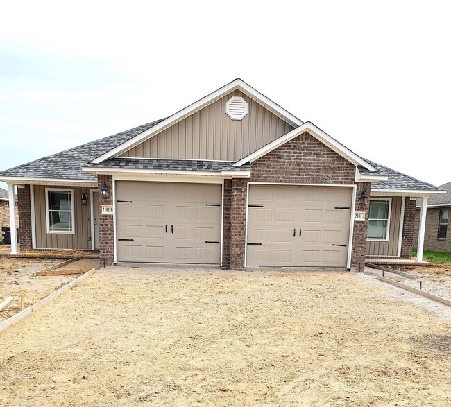 property at 2101 Ingalls Ln