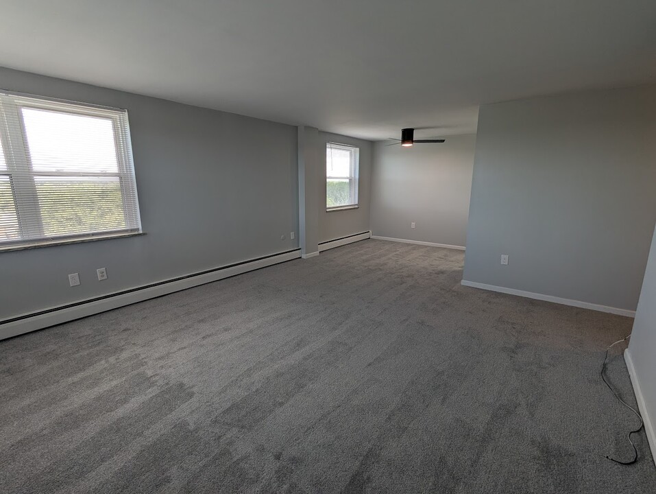 Glen Park in Williamsville, NY - Building Photo