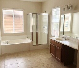 32926 Vine St in Temecula, CA - Building Photo - Building Photo
