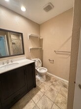 5100 Verde Valley Ln, Unit 279 in Dallas, TX - Building Photo - Building Photo