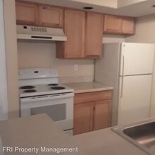 5701 Gatlin Ave-Unit -Unit 124 in Orlando, FL - Building Photo - Building Photo
