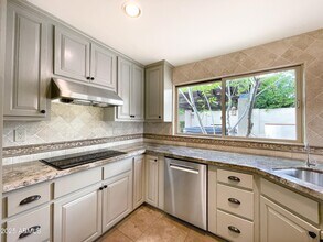 9740 E Gold Dust Ave in Scottsdale, AZ - Building Photo - Building Photo
