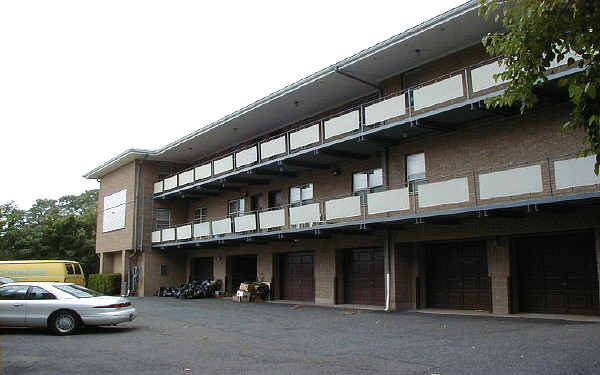 10 Corsa Ter in Ridgewood, NJ - Foto de edificio