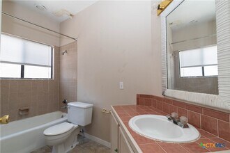 310 Pat Garrison St in San Marcos, TX - Building Photo - Building Photo