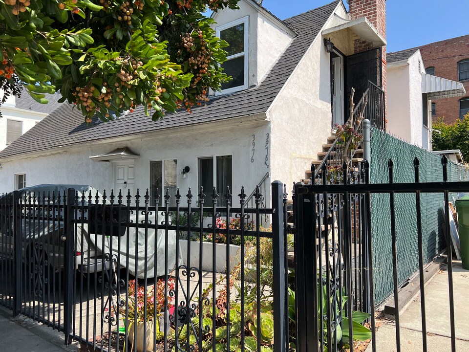 3976 W 7th St, Unit .5 in Los Angeles, CA - Foto de edificio