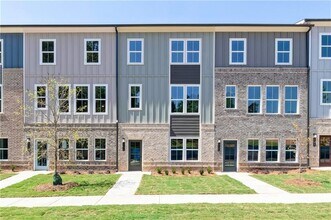 1009 Taylor Ct in Acworth, GA - Building Photo - Building Photo