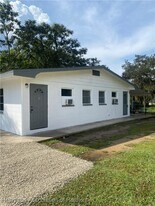 227 S Orange St in Sebring, FL - Building Photo