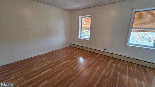 property at 1417 E Passyunk Ave