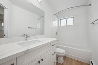 10 Glenbrook Dr in Guelph, ON - Building Photo - Building Photo