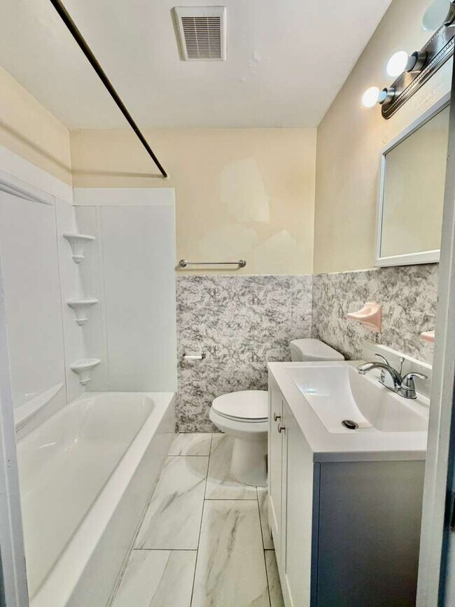 4408 Eldone Rd in Baltimore, MD - Building Photo - Building Photo