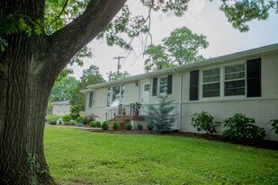 1814 Rosebank Ave in Nashville, TN - Building Photo